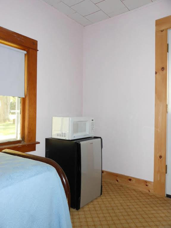 فندق Millinocketفي  Katahdin Cabins المظهر الخارجي الصورة